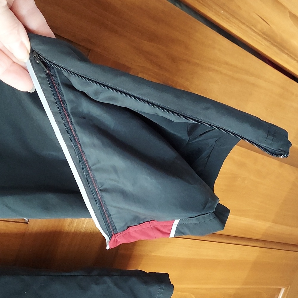 Reebok Men's 2 Pc Burgundy, Black Jacket and Jogger Pants, Size XL, Like New - Picture 13 of 16